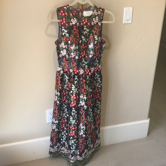 Beautiful embroidered dress BLDHN Anthropologie - Picture 2 of 5